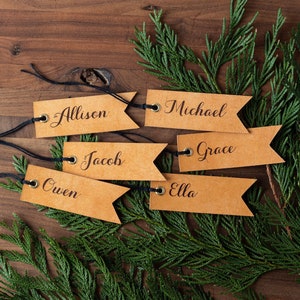 Personalized Stocking Tags (personalized tags, custom family name tags, custom stocking tags, Christmas stocking tags, custom gift tags)
