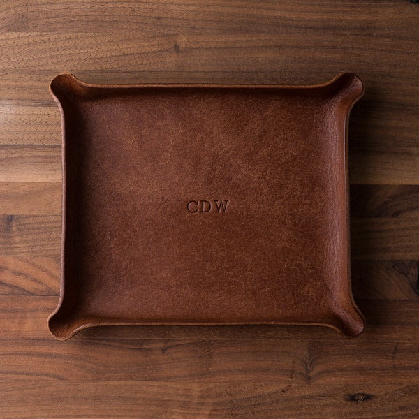 Monogrammed Leather Catchall (groomsmen gift, personalized valet tray, custom tray, gift for him, 3rd anniversary gift, monogrammed gift)