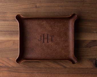 Large Monogram Leather Ring Dish (custom leather catchall, leather valet tray, custom gift, groomsmen gift, personalized gift for her)