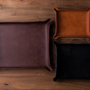 Custom Leather Catchall (leather catchall, leather valet tray, leather tray, custom gift for him, personalized gift, leather ring dish)