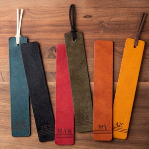 Striped Monogram Leather Bookmark (custom leather bookmark, personalized bookmark, custom gift for him, monogrammed gift, anniversary gift)