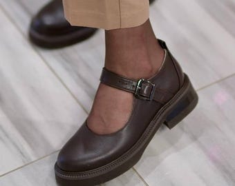 Brown Mary Jane Shoes for Women: Classic Strap Flats, Vintage Preppy School Shoes