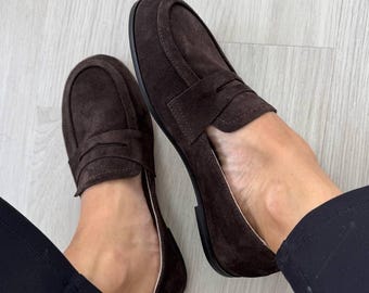 Wide Toe Box Suede Loafers: Brown Leather Grounding Shoes