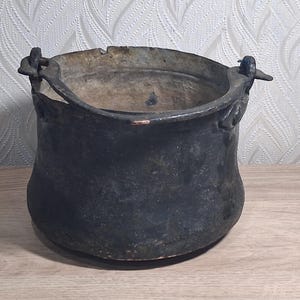 Antique Vintage Hand Forged Small Copper Cauldron Boiler Pot Copper boiler for fireplace Primitive copper boiler water vessel Flower pot