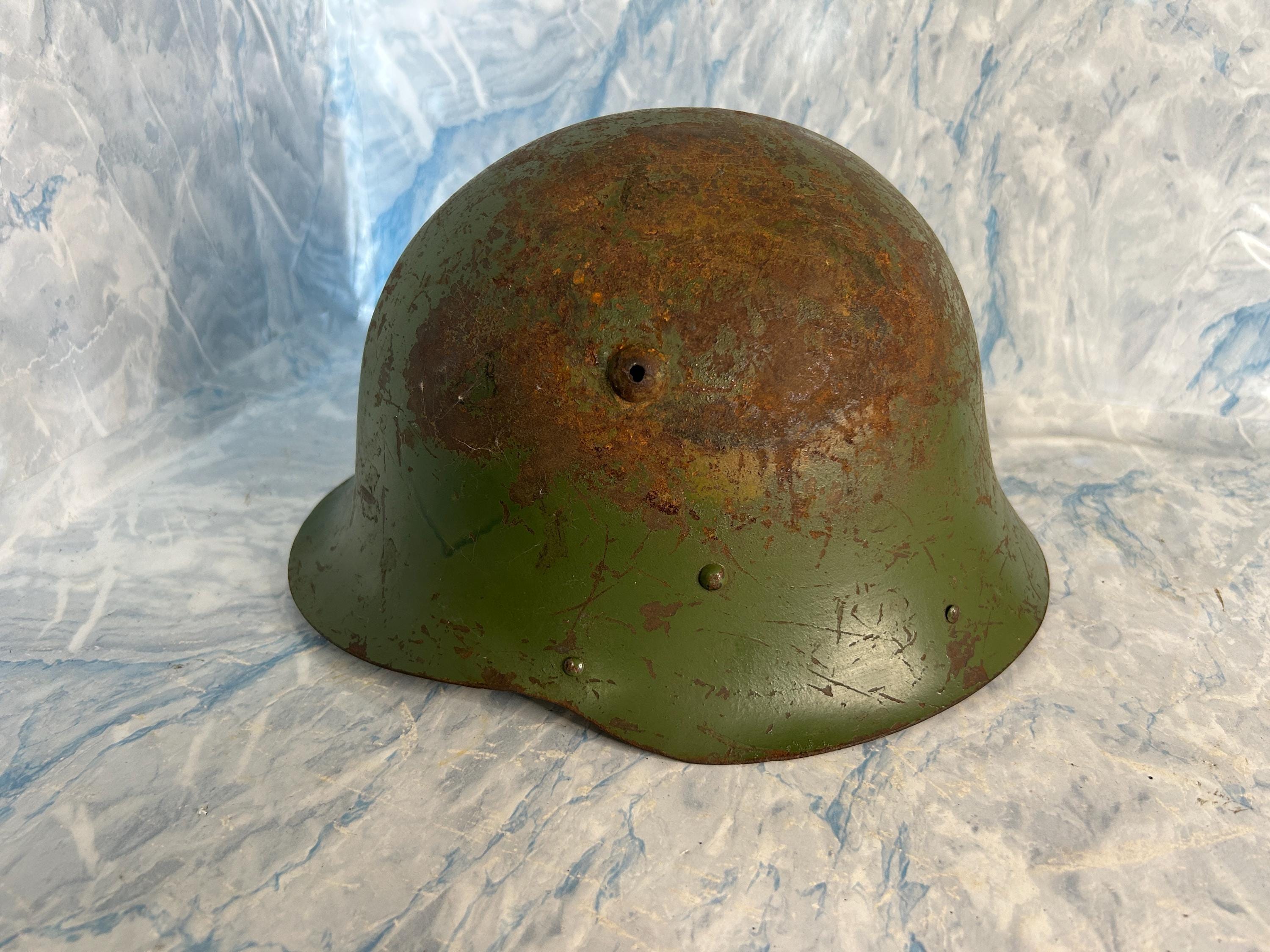 ドイツ軍　m36ヘルメット　実物シェル ナチスドイツ軍 M36迷彩ヘルメットネット付き シェルのみ実物