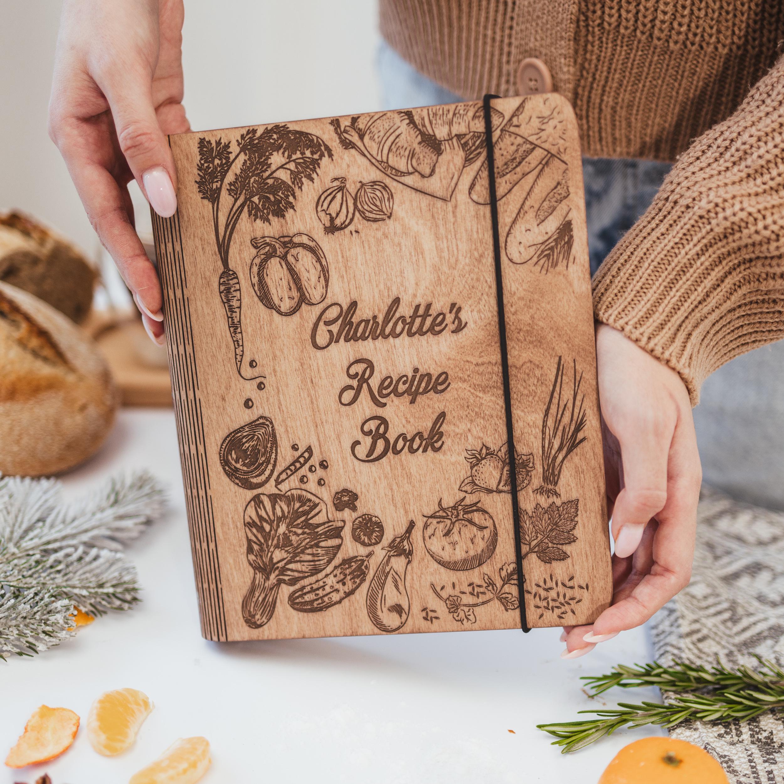 Personalized Recipe Book, Custom Recipe Book, Blank Cookbook for Mom, Kitchen Device, Mom Christmas Gift, Grandma Gift, Mama&#39;s Kitchen Decor