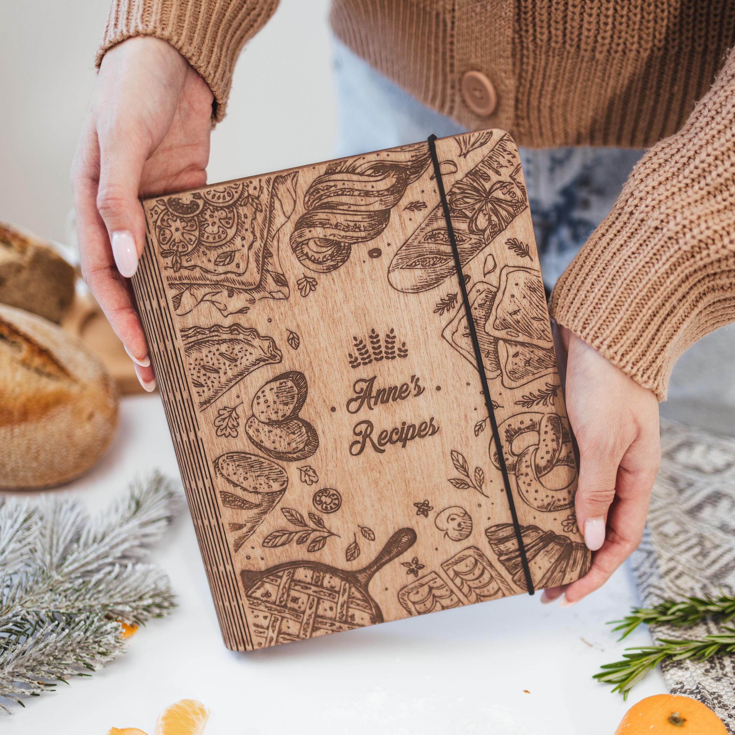 Personalized Recipe Book, Custom Recipe Book, Blank Cookbook for Mom, Kitchen Device, Mom Christmas Gift, Grandma Gift, Mama&#39;s Kitchen Decor