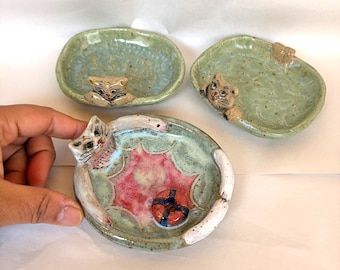 Handmade Ceramic Cat Trinket Dish Dipping dish: Unique Design