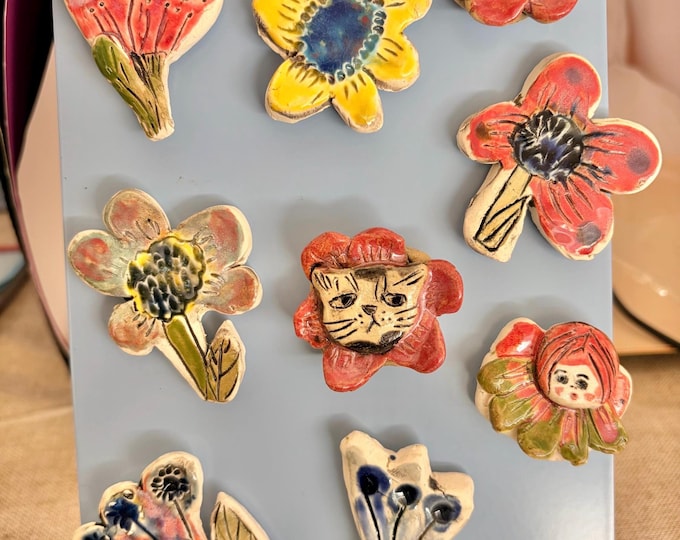 Flowers Ceramic Garden Fridge magnet. Gifts. Botanical. Fun ceramics. Home decor Colourful
