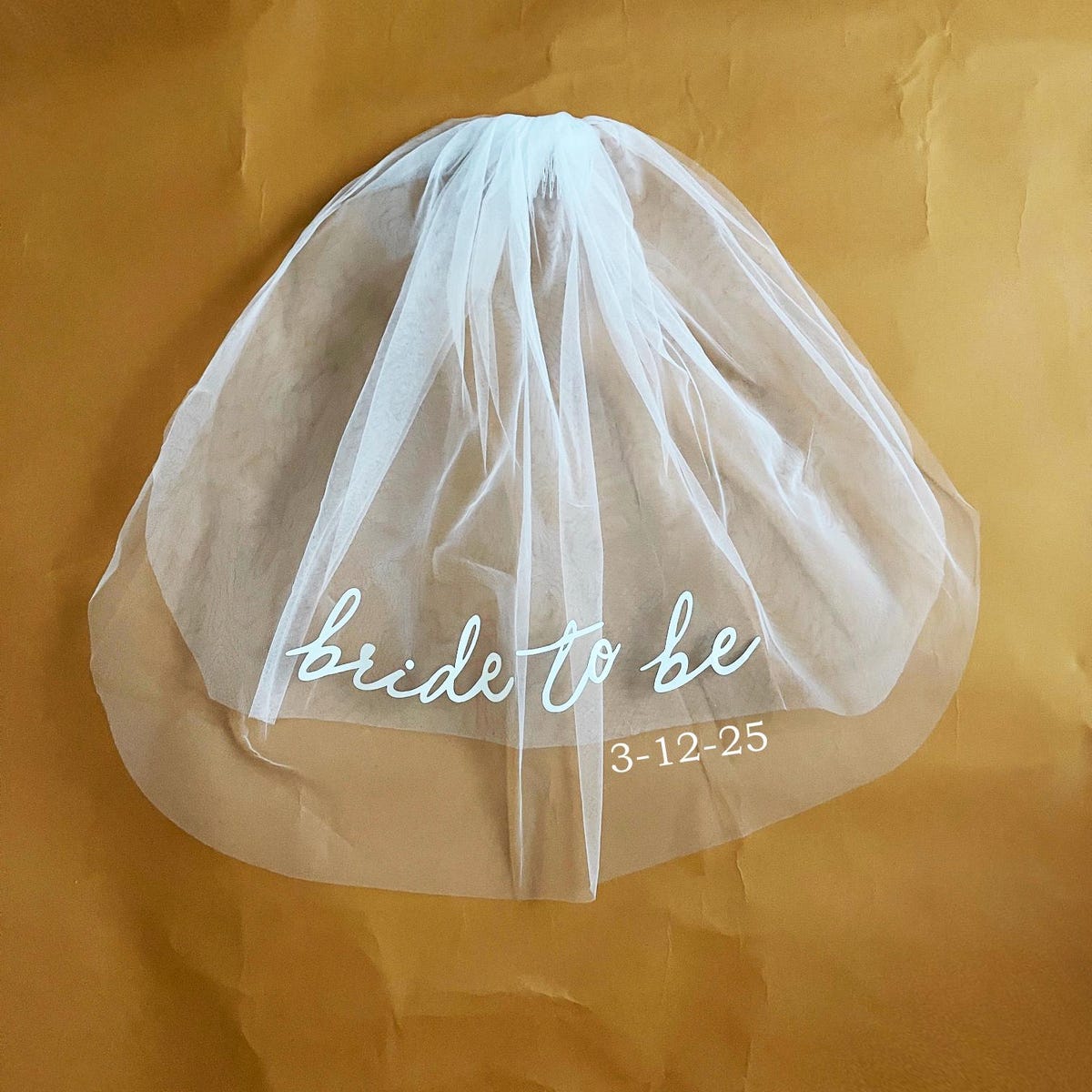 Bride To Be Veil for Day of Wedding Veil for Bride Custom Name Wedding Veil for Bride to be Gift for Bachelorette Party Hair Bridal Veil