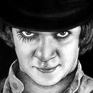 Puede incluir: Dibujo en blanco y negro de un hombre con un sombrero bomb&iacute;n negro y un ojo cerrado. Tiene una expresi&oacute;n traviesa en su rostro.