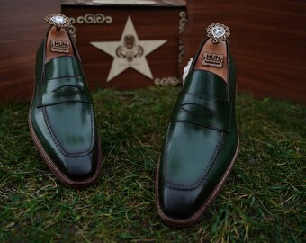 Mocasín verde Penny para hombre, suela de cuero personalizable, zapato de vestir a medida para hombre, zapato de traje hecho a mano, zapatos de boda de cuero genuino para novio