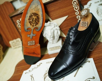 Chaussures habillées en cuir noir à bout rond pour hommes - Chaussures de costume pour hommes personnalisables sur mesure sur mesure - Chaussures pour hommes d'affaires à semelle en cuir