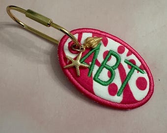 Custom Bag Tag / Bag charm / embroidered / Personalized tag / monogrammed key chain / boat tote charm / boat and tote