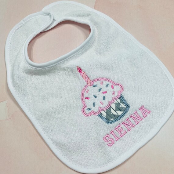 First Birthday Bib / Custom 1st Birthday Bib / Cupcake Bib / Personalized Smash Cake Bib / Custom First Birthday Bib