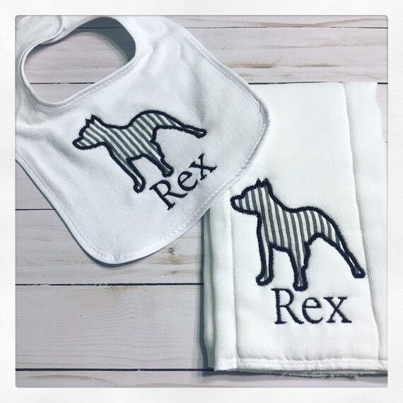 Custom Dog Baby gift set / Dog bib and burp cloth / Pitbull baby gift / Boxer Dog Baby Gift
