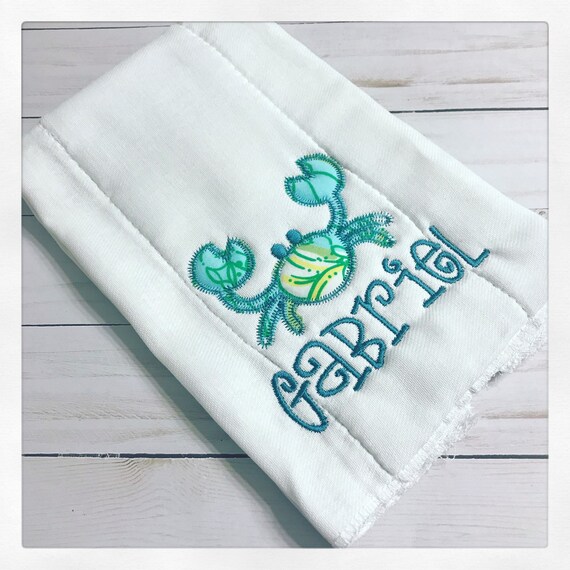 Crab Burp Cloth / Custom Crab Baby Burp Cloth / Personalized Crab Burp Cloth / Maryland Crab Baby Gift / Crab Baby Gift