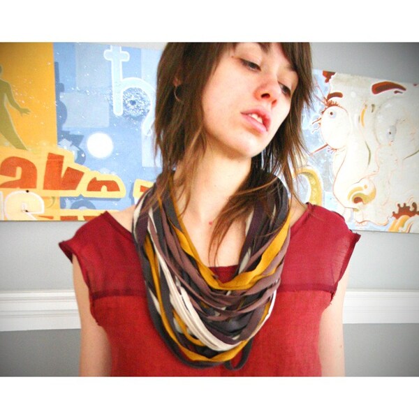 Scrap Strand Necklace-Dandelion