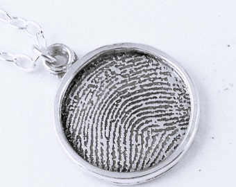 Fingerprint Jewelry/Personalized Pendant/Gift for Mom/Memorial Gift by donnaodesigns