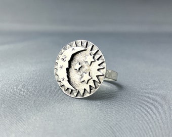 Sterling Silver Sun and Moon Ring with Star Accents - Celestial Jewelry. Size 7