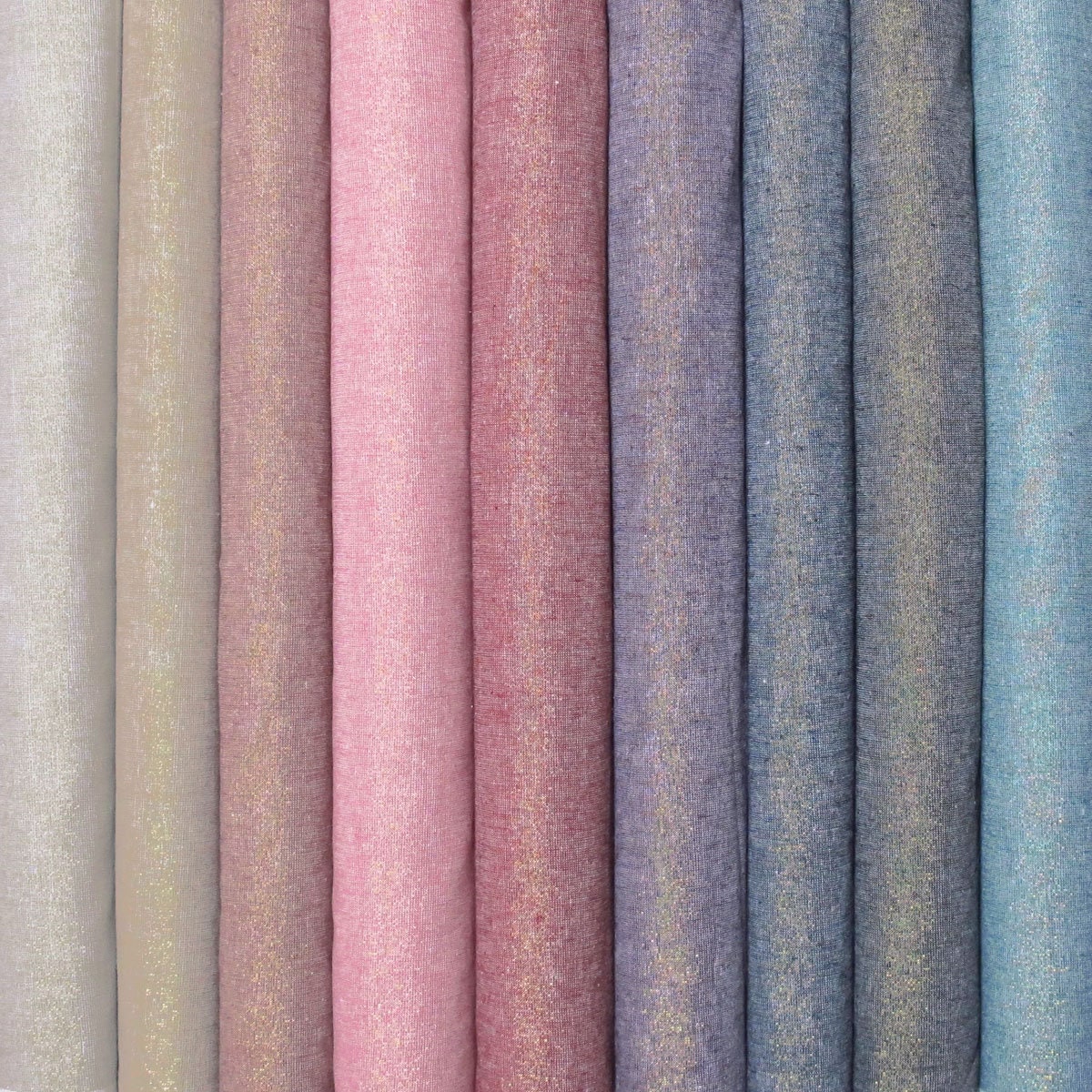 Robert Kaufman ESSEX Yarn Dyed METALLIC Linen Cotton Blend  fabric by the 1/2 yard