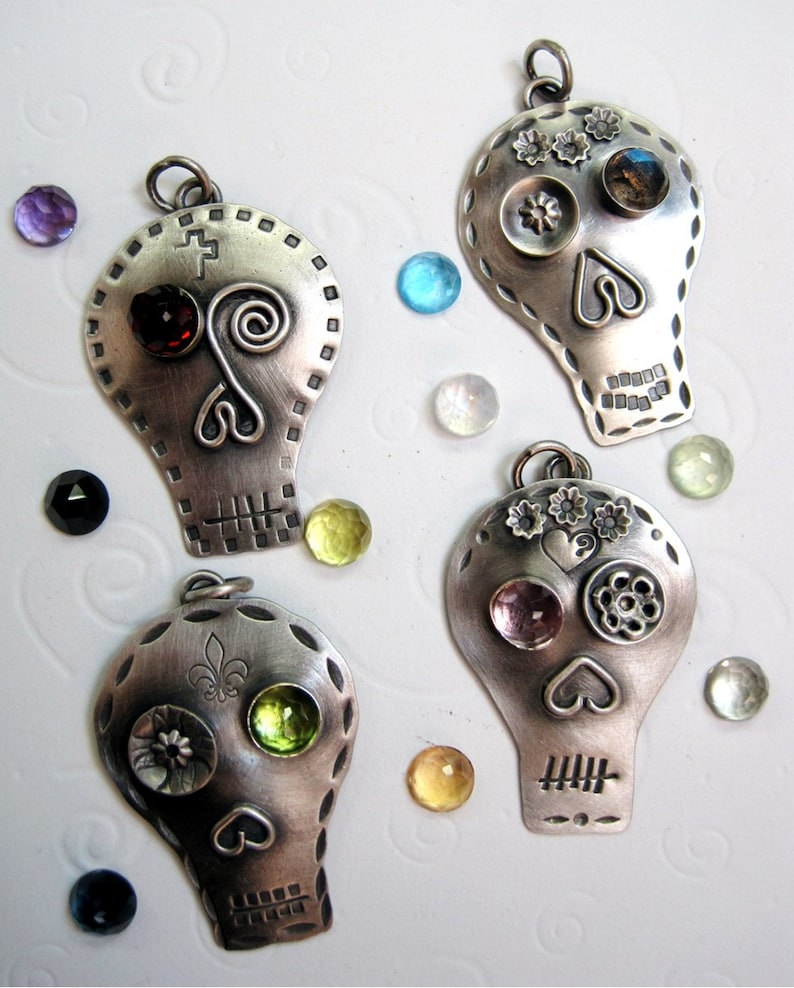 Sugar Skull . Day of the Dead . Honor your loved ones . Sterling Pendant . Custom MADE TO ORDER Bild 2