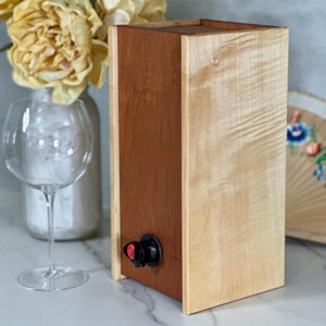 Boxed wine holder diy hotsell