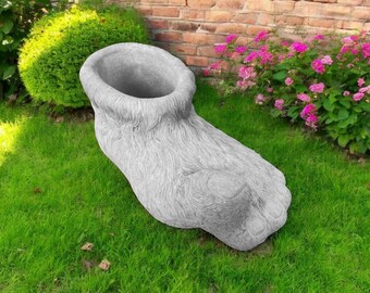 Stone bigfoot planter figure 9" Concrete large art, Garden plant pot, Backyard bigfoot ornament, Outdoor bigfoot decor, Lawn flowers pot