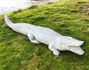 Stone crocodile statue 5" Detailed alligator figurine, Crocodile lover gift, Animal home decor, Garden decoration, Lawn statue