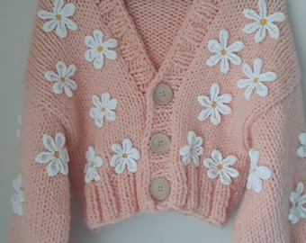 BouquetKnit roze rozen vest dikke bijgesneden vest voor vrouwen witte trui met roze bloemen uniek cadeau voor vrouwen vintage rozen