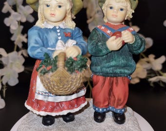 Christine Haworth Winter Walk Figurine Theleonardo Collection