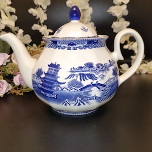 Ringtons Willow Pattern Small 4 cup Tea Pot by Wade Ceramics; Blue and White Teapot