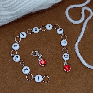 Small Chain Row Counter: Snag-Free Knitting Tool Fits Up To Size US 3 Needles