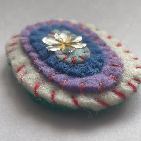 Wee felt pin