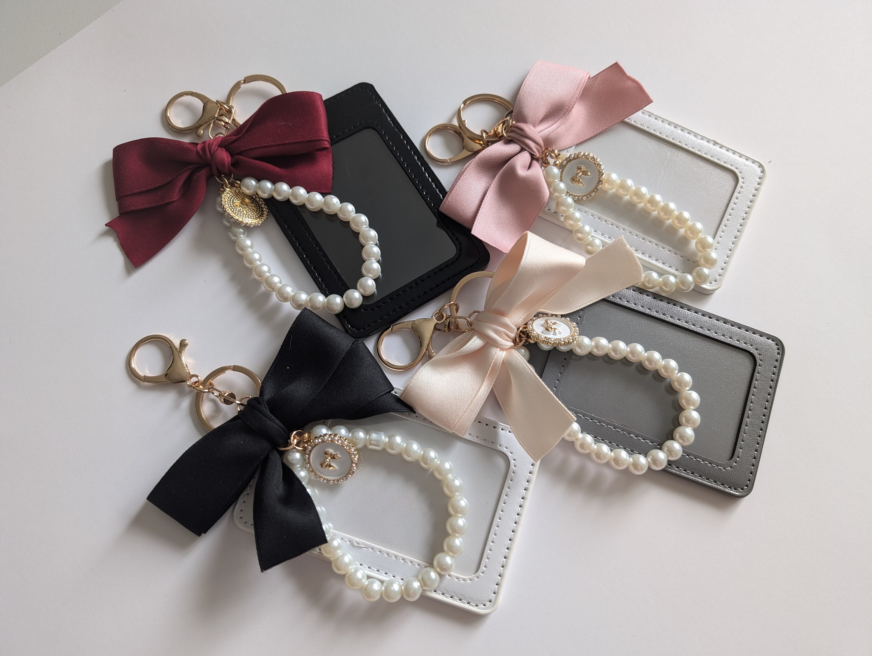 kpop photocard holder with detachable keyring