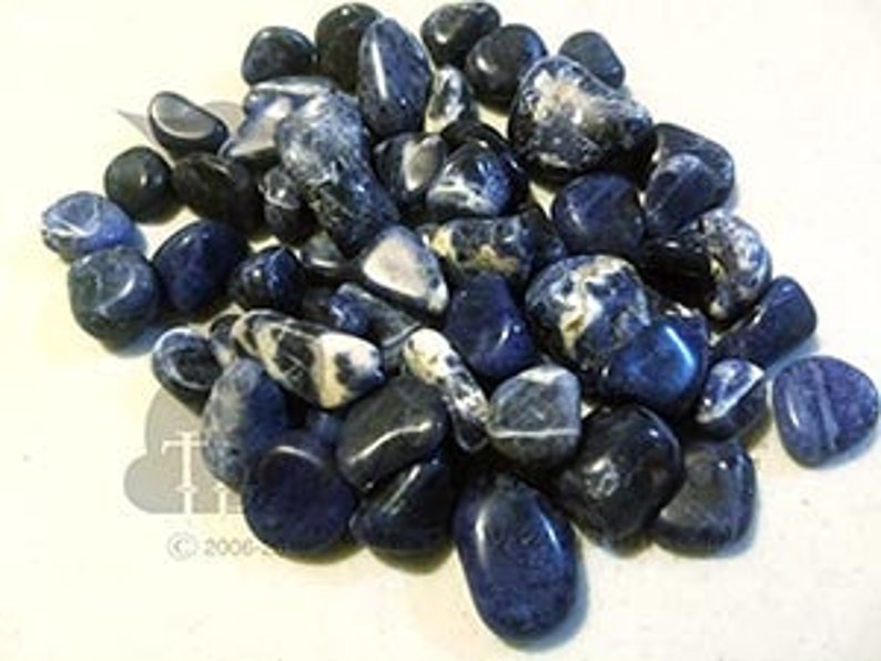 Chakra CRYSTAL STONE Kit 3 8 stones Garnet, Carnelian, Citrine, Rose Quartz, Sodalite, Clear Quarts, & Amethyst Stones. image 6