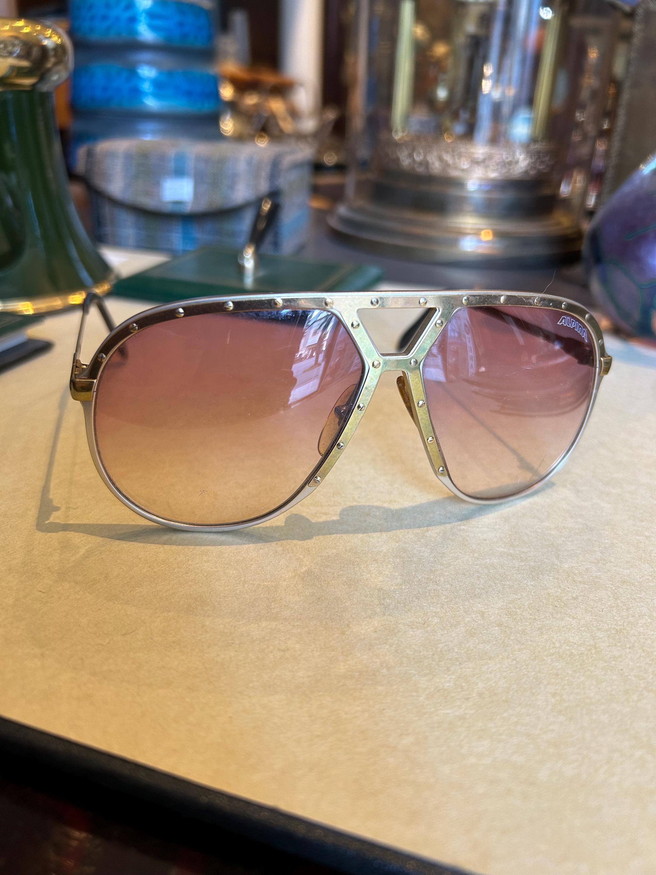 Vintage Alpina M1 sunglasses Alpina M1 Iconic 80s sunglasses – The House of Iconic Frames main image 2