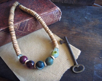 Chunky Colorful Agate necklace, Faceted agate Semiprecious stone Coconut - Wonderland