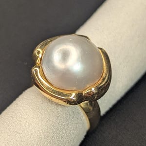 Vintage Pearl Ring with 14K Gold Setting Size 6.5