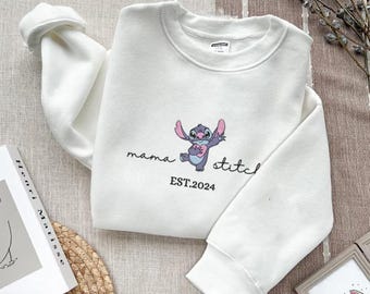 Sudadera bordada personalizada con el texto "Mama Stitch", sudadera con capucha bordada con el texto "Lilo y Stitch", camiseta de Disney para mamá, camiseta de dibujos animados, día de la madre, regalo para mamá
