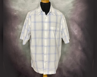 80's Geoffrey Beane Button Up Shirt, Vintage Short Sleeve Seersucker Shirt, Men's Plaid Seersucker Shirt, Light Blue Plaid Shirt, Large