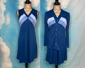70's Vintage Sleeveless A Line Dress With Matching Jacket, Jacketed Dress in Blue Chevron Design, Small