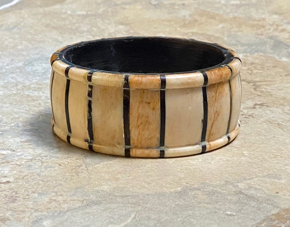 Vintage Bangle, Horn Bracelet, Horn Bangle, 70s Bangle, Wide Bangle, Striped Horn Bangle, 70s Horn Bangle, Black Stripe Bangle, Boho Bangle