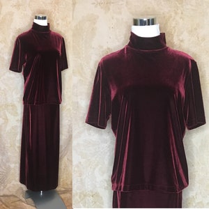 Expose France USA Italy women/'s burgundy velvet dressstretchlong dresslong sleeveparty dressflare skirtmade in USAsize M