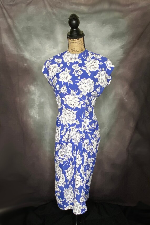 60's Blue Floral Hourglass Midi Dress, Small - image 2