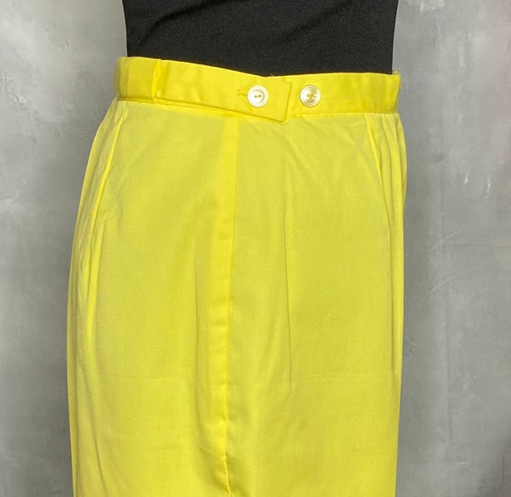 Vintage Catalina Bermuda Shorts, 60s High Waist W… - image 4