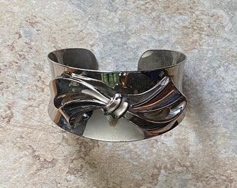 80's Silver Tone Cuff Bracelet with Applique Bow