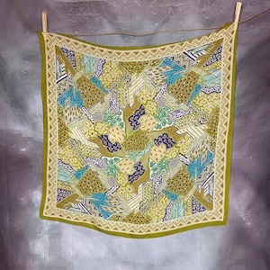70&#39;s Square Multicolor Geometric Print Square Scarf 30 Inches