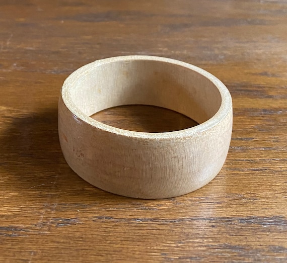 Vintage Bracelet, Vintage Bangle, Wood Bangle, Wide Bangle, Blond Wood Bangle, Light Wood Bangle, 80s Wood Bangle, 1 Inch Wood Bangle