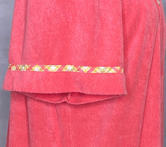 80's Coral Terrycloth Short Sleeve Maxi Robe, Int… - image 7